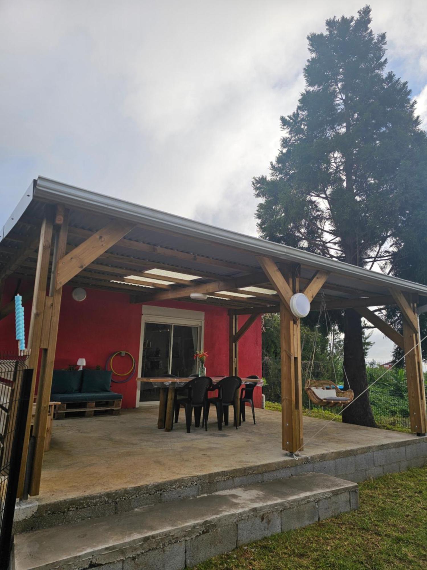 Hostal Au Coeur Des Plantations La Possession Exterior foto