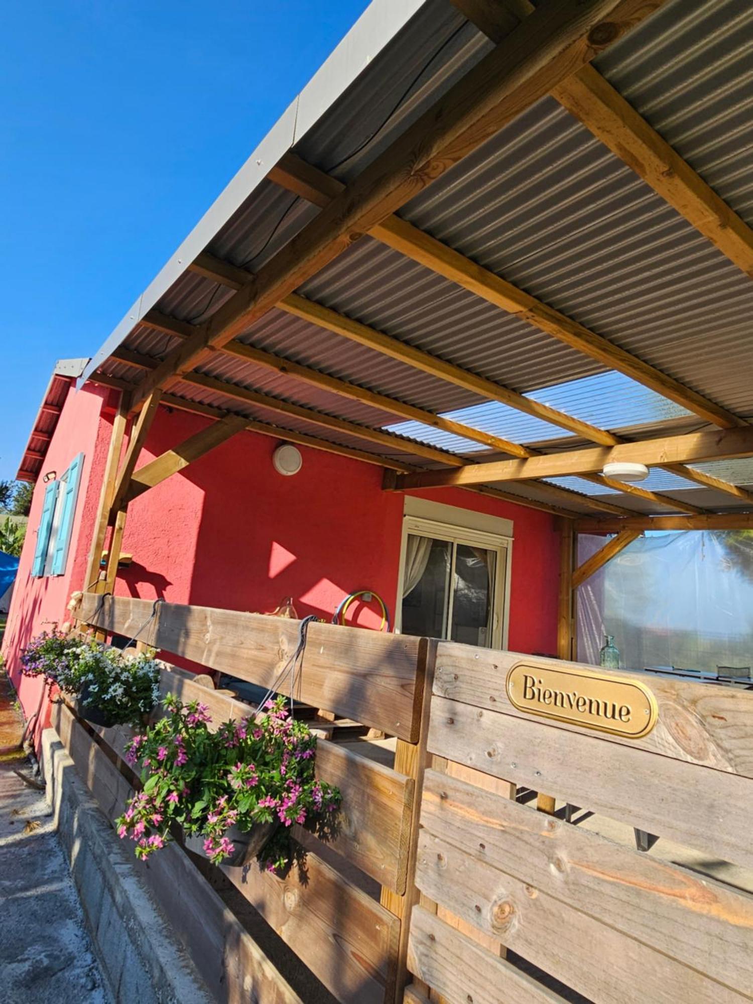 Hostal Au Coeur Des Plantations La Possession Exterior foto